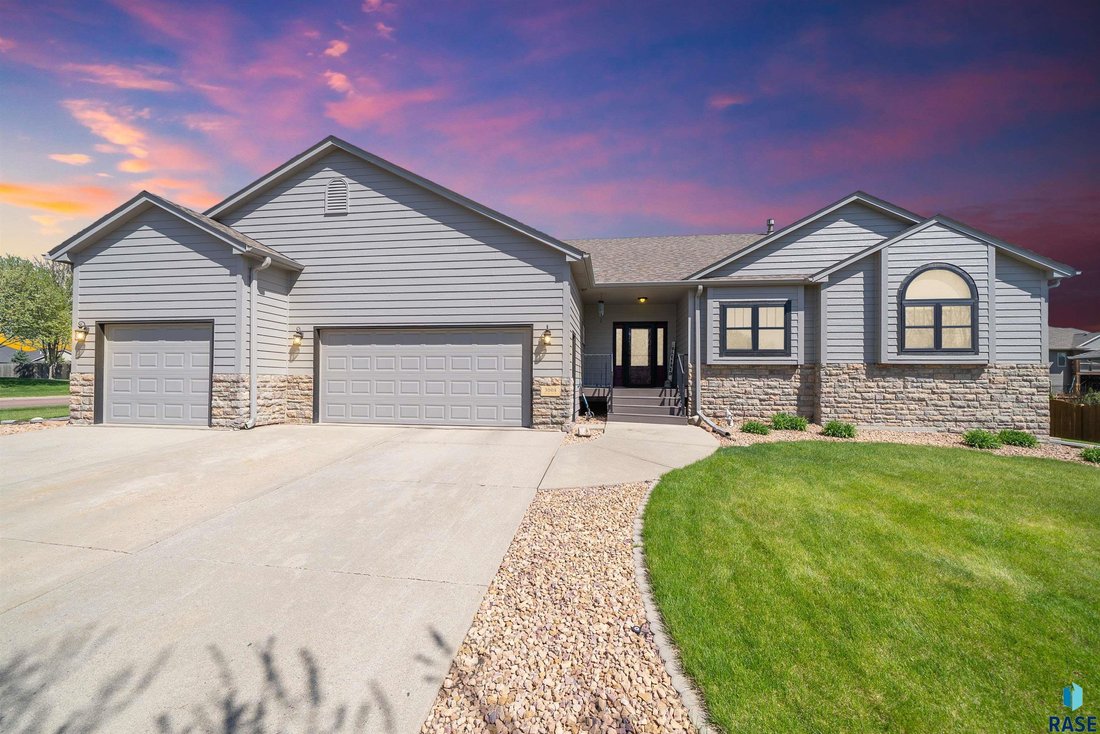 House in Sioux Falls, South Dakota, United States 1 - 17840364