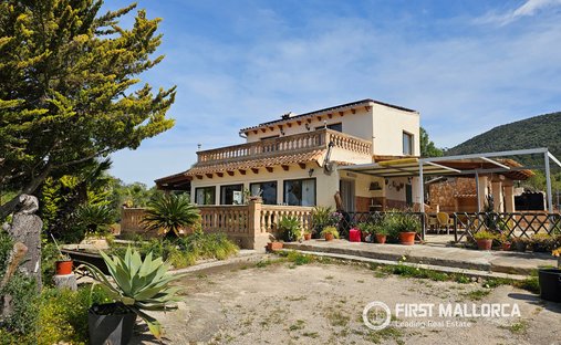 Finca in Llucmajor, Balearic Islands, Spain 1