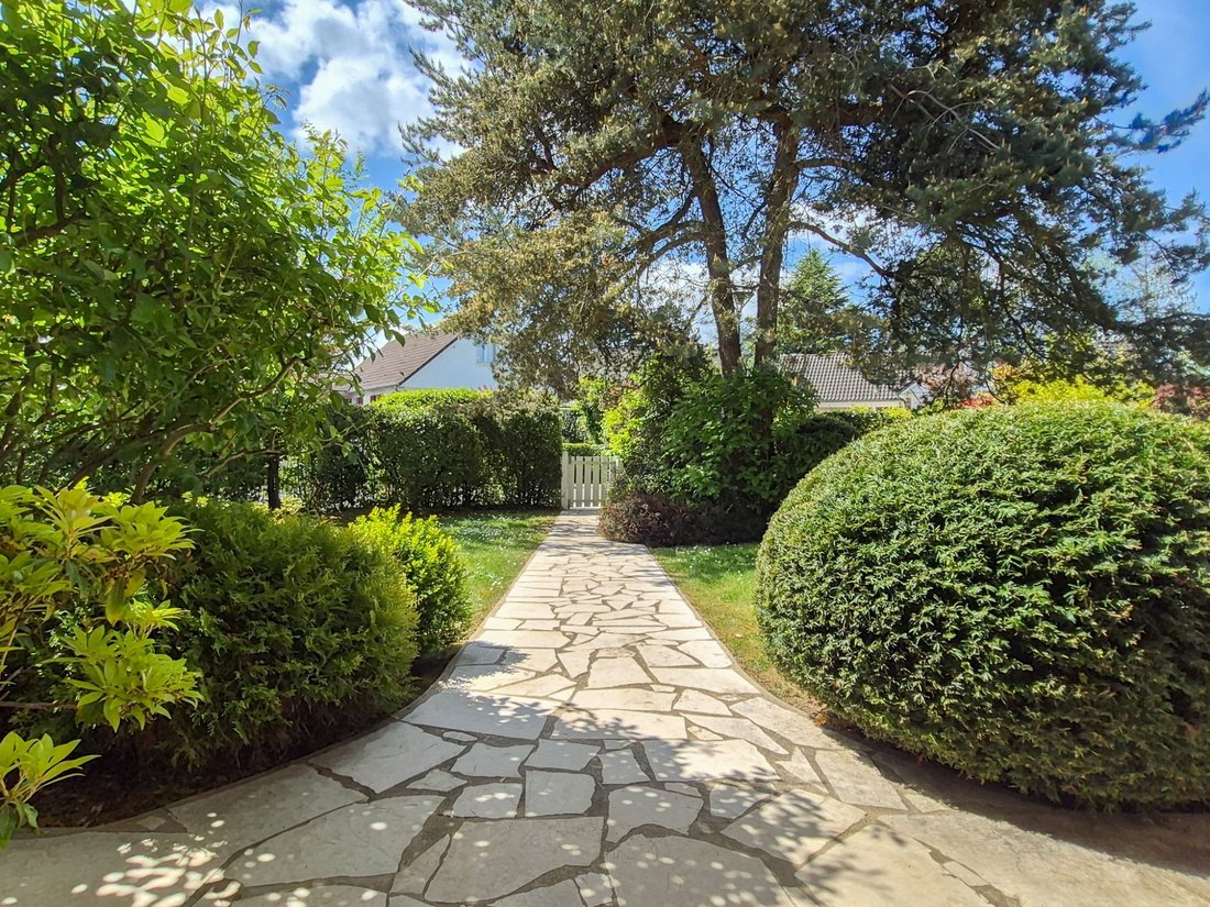 House in Gif-sur-Yvette, Ile-de-France, France 5 - 17839533