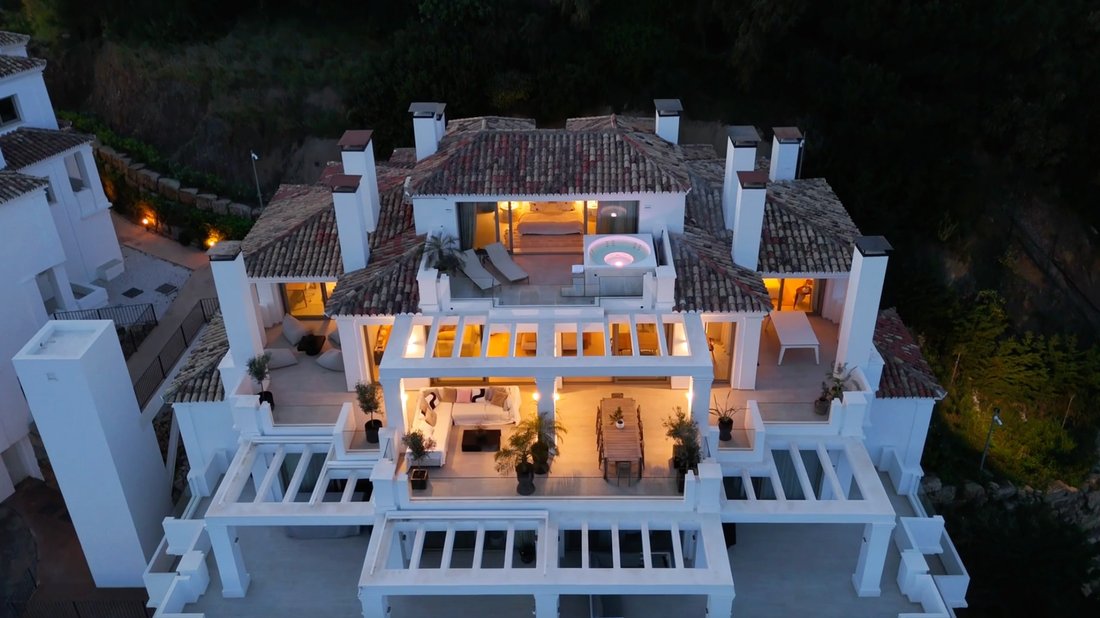 Apartment in Nueva Andalucia, Marbella, Spain 1 - 17839735