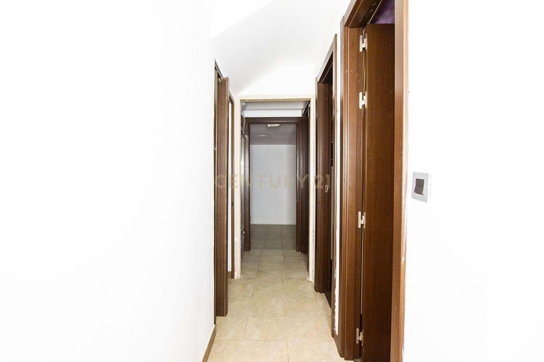 Majadahonda, Comunidad de Madrid, Spain 5 - 14806984