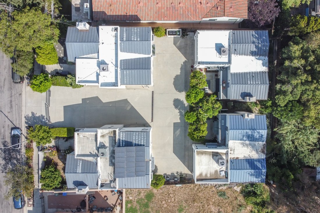 Condo in Los Angeles, California, United States 3 - 17841049