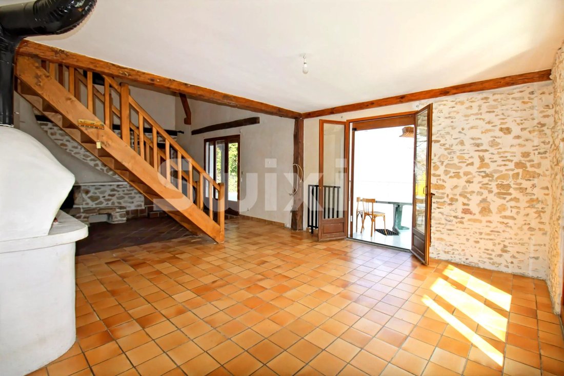 Estate in La Chapelle-du-Mont-du-Chat, Auvergne-Rhône-Alpes, France 4 - 17838093