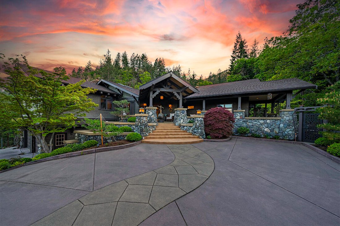 House in Ashland, Oregon, United States 4 - 17838350