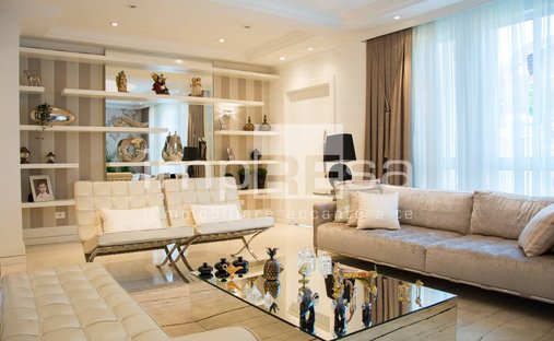 Apartment in Cathedral - Piazza dei Signori, Treviso, Italy 1