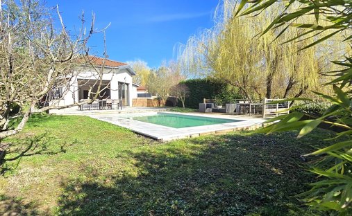 Villa a Priay, Auvergne-Rodano-Alpi, Francia 1