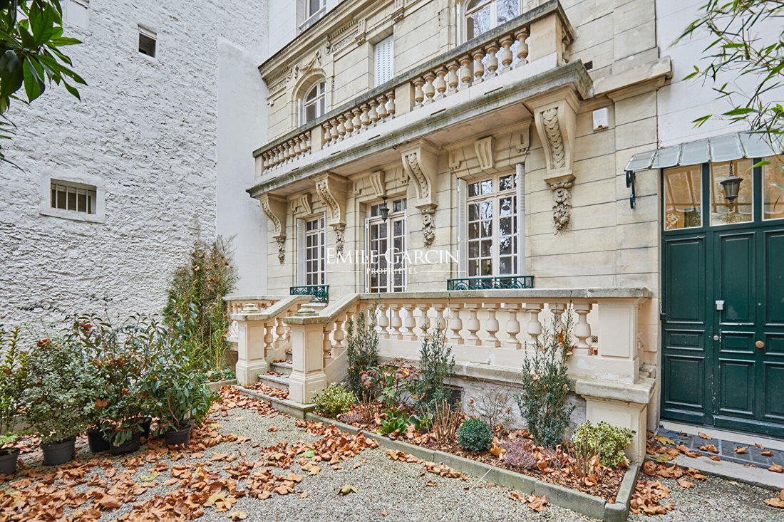 Villa in La Plaine des Sablons, Neuilly-sur-Seine, France 1 - 17840021