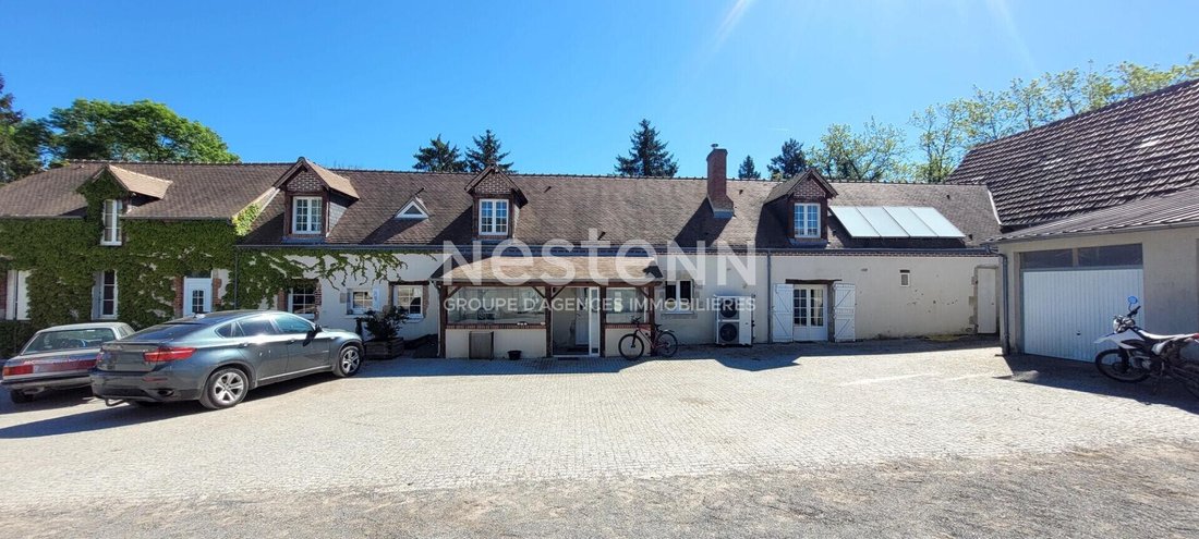 Sandillon, Centre-Val de Loire, France 1 - 17840035