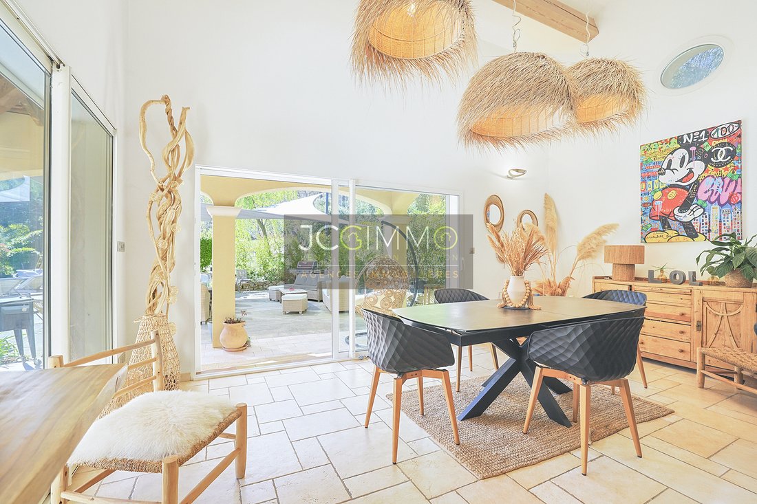 Villa in Carnoules, Provence-Alpes-Côte d'Azur, France 5 - 17839649