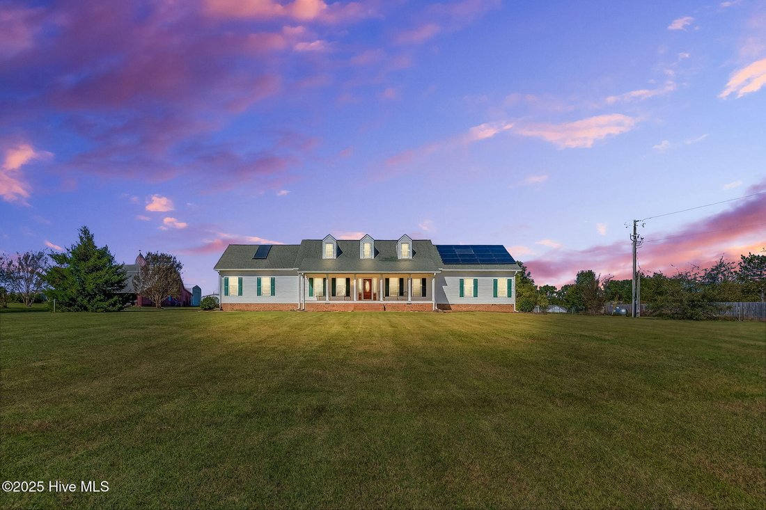 House in Benson, North Carolina, United States 4 - 17839094