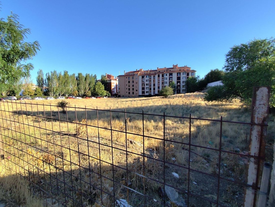 Land in Avila‎, Castile and Leon, Spain 5 - 14687457