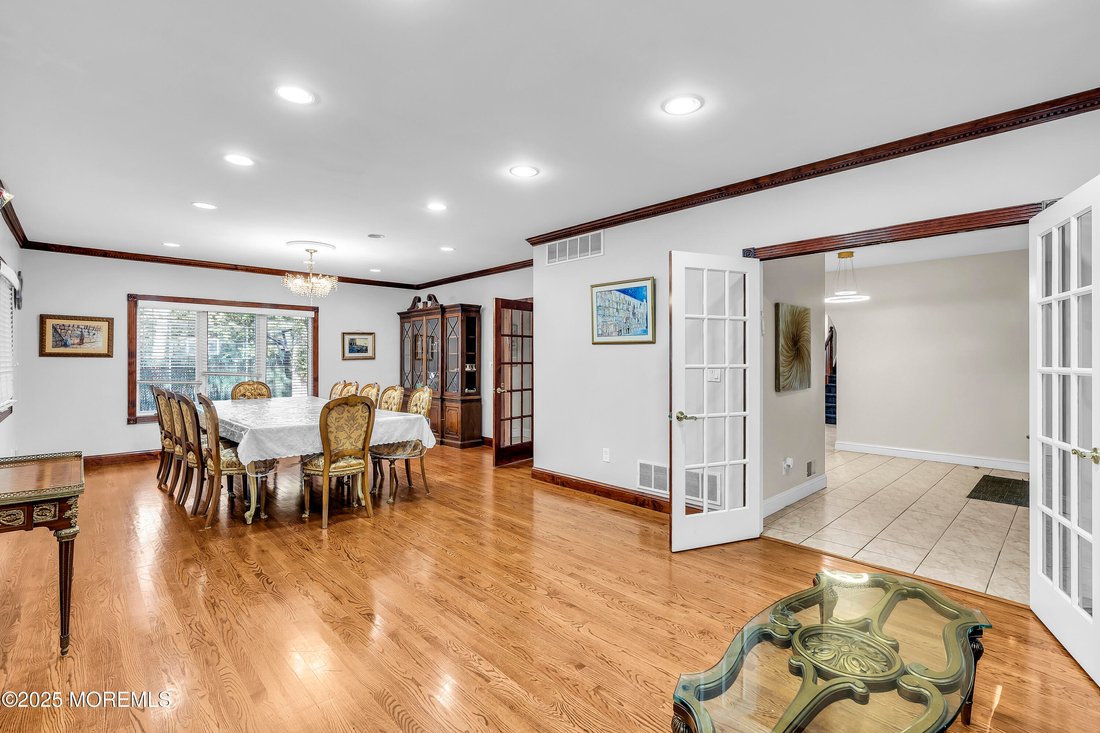 House in Lakewood Township, New Jersey, United States 5 - 17838427