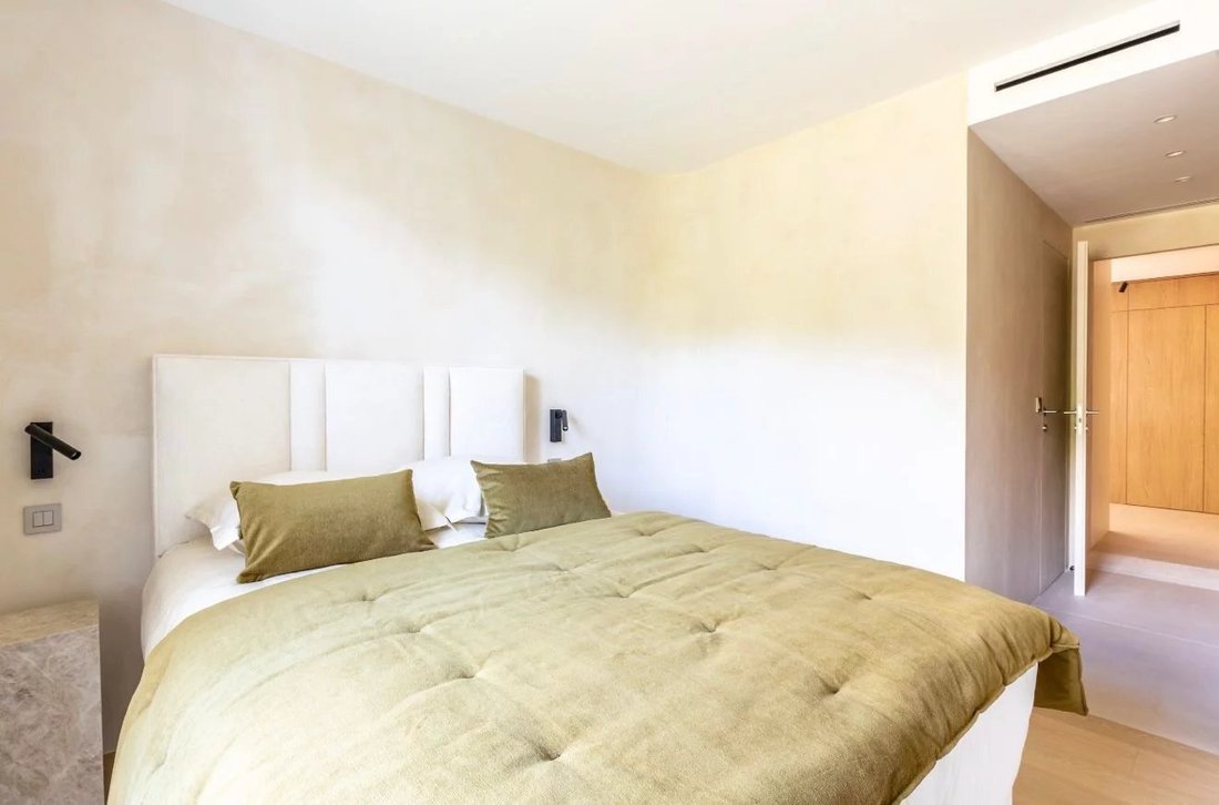 Apartment in La Californie, Cannes, France 5 - 17839930
