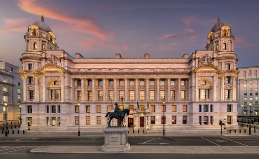 House in Charing Cross, Westminster, England 1
