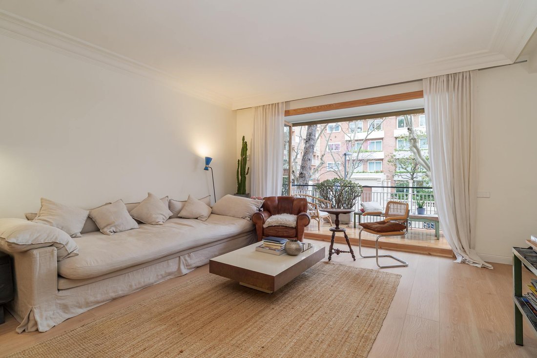 Apartment in Sarrià-Sant Gervasi, Barcelona, Spain 3 - 17839099