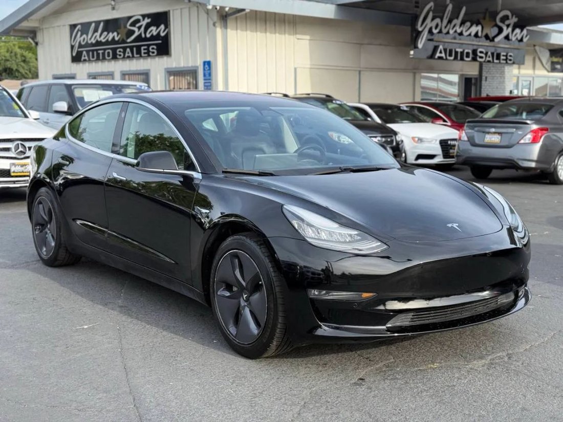 Sedan in Sacramento, CA, United States 4 - 17840494