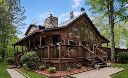 House in Winter, Wisconsin, United States 1