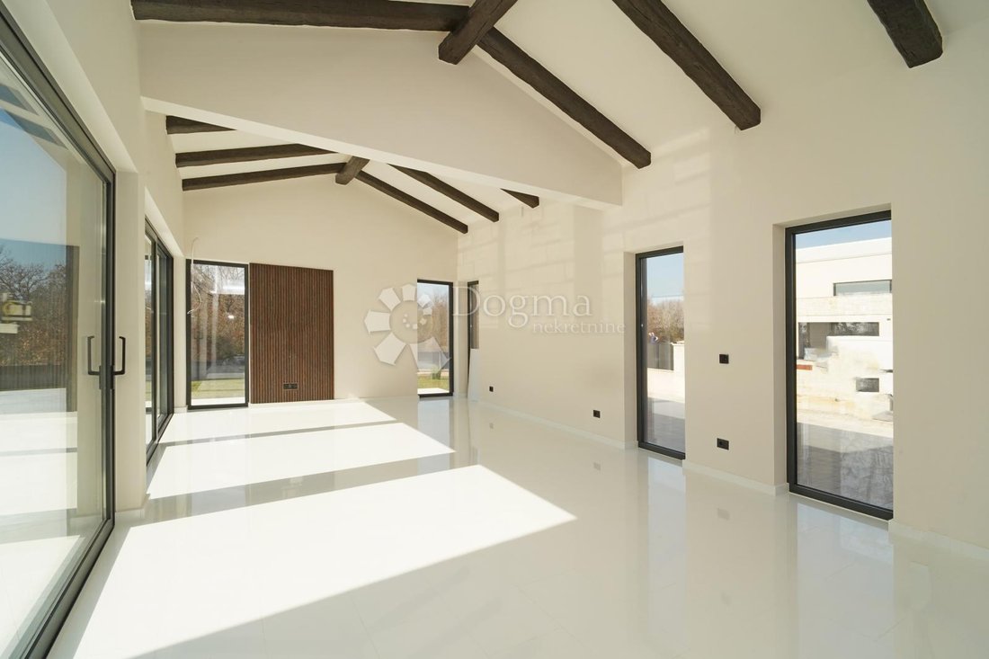 House in Porec, Istria County, Croatia 3 - 17839864