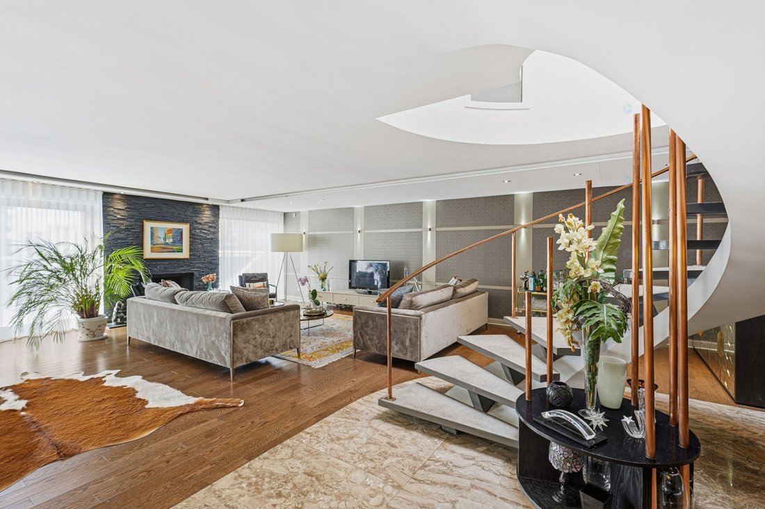 Condo in Côte Saint-Luc, Quebec, Canada 1 - 17839855