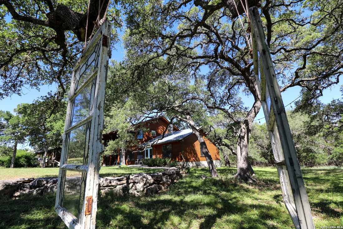 House in Wimberley, Texas, United States 3 - 17840329