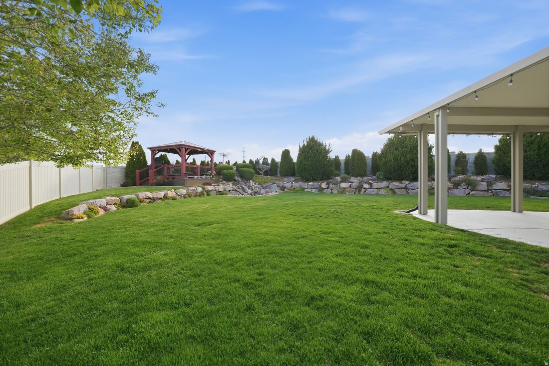 House in West Jordan, Utah, United States 4 - 17838789
