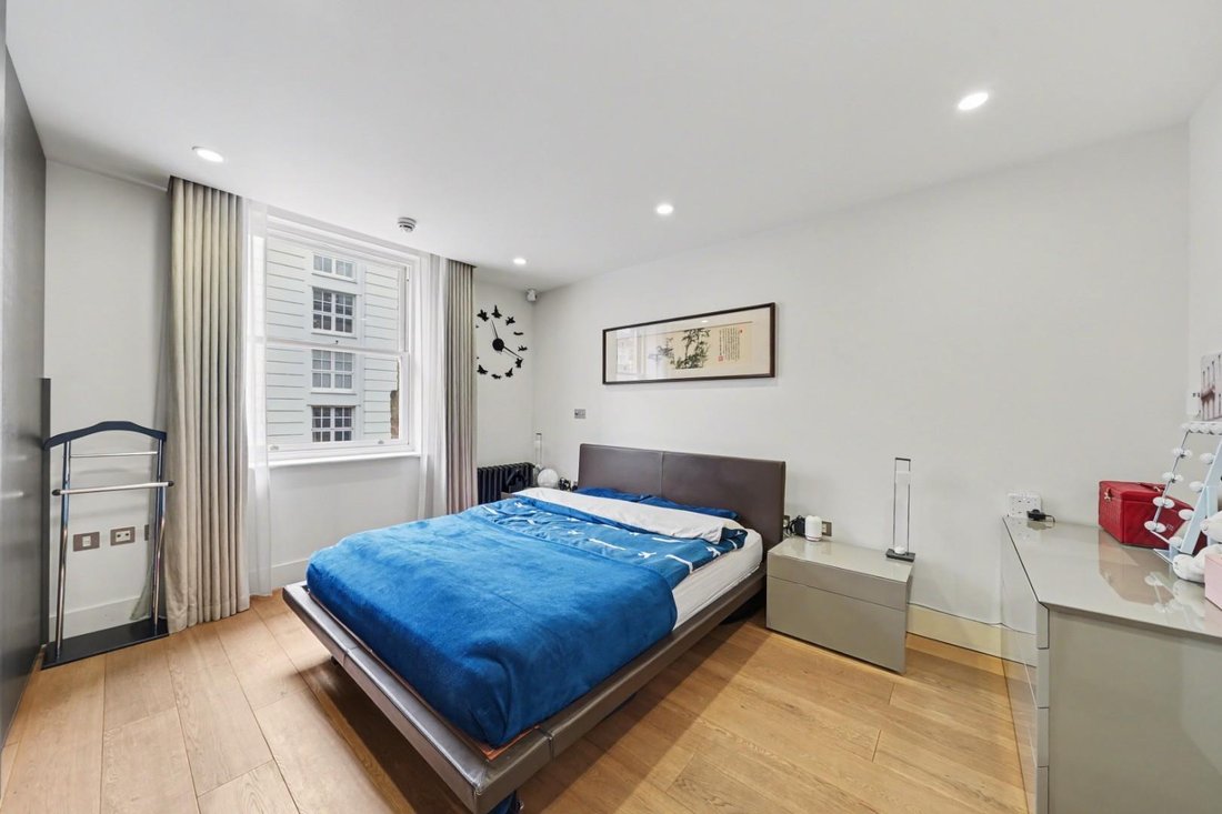 Apartment in Primrose Hill, Camden, England 5 - 17838255