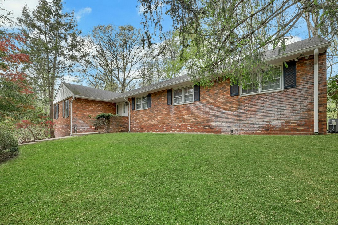 House in Franklin Lakes, New Jersey, United States 2 - 17839632