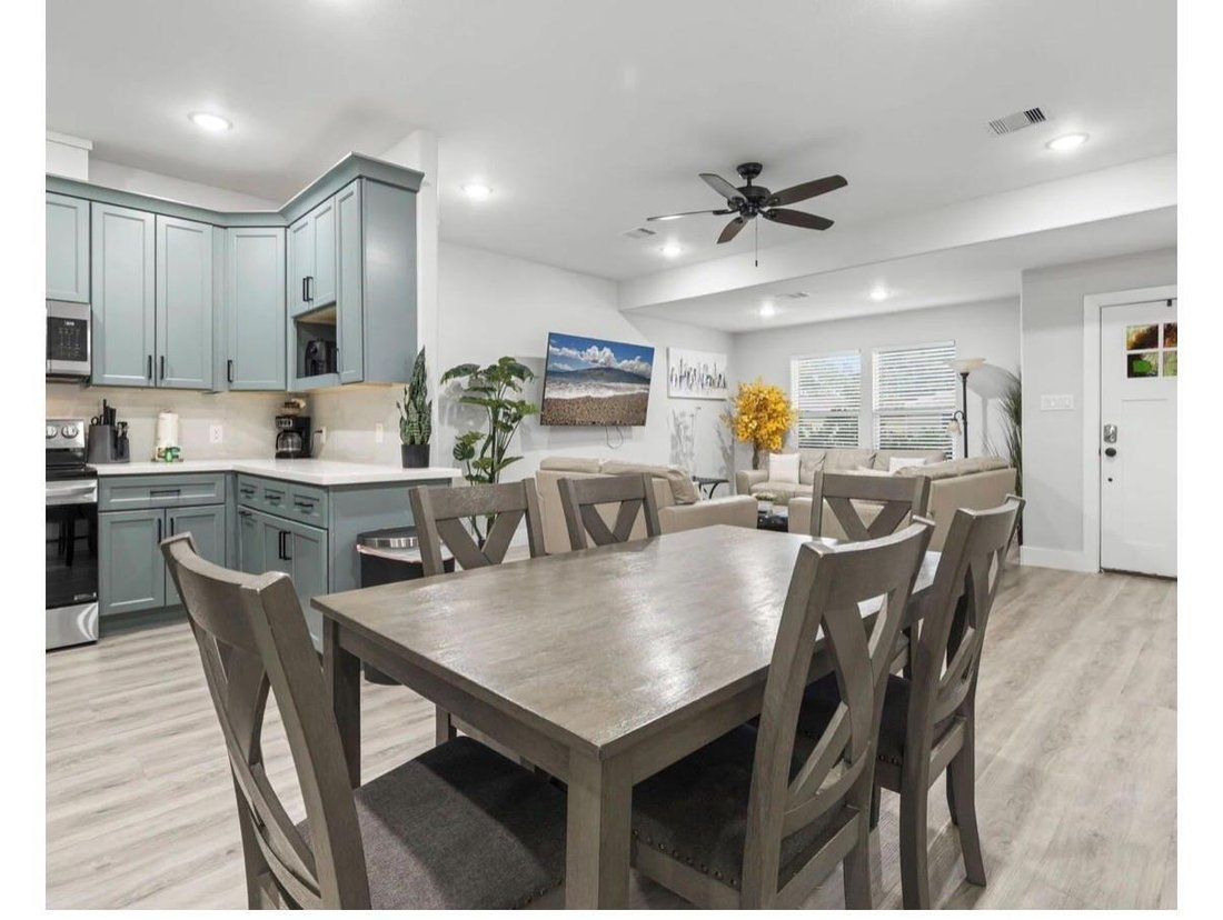 House in Galveston, Texas, United States 5 - 17839402