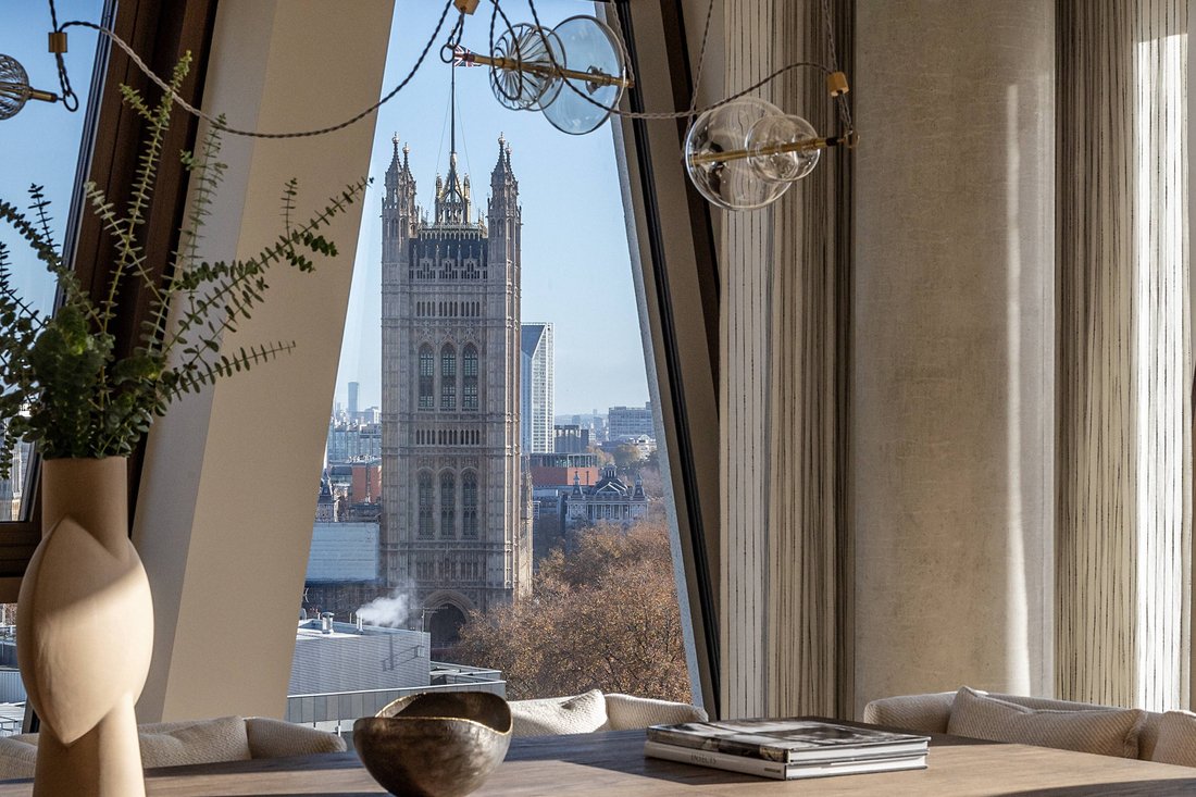 House in Victoria, Westminster, England 4 - 17840822