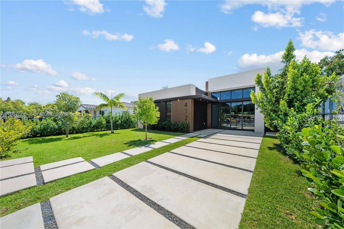 House in Miami, Florida, United States 2 - 17838738