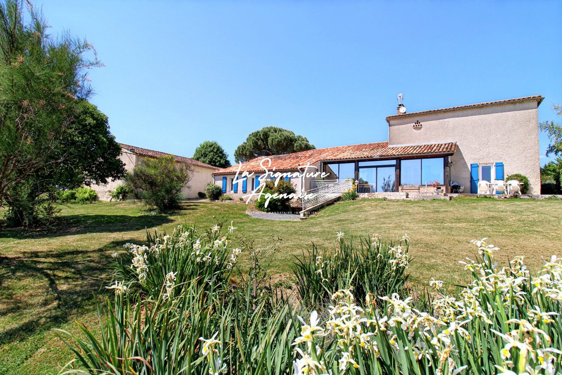 House in Saint-Sardos, Nouvelle-Aquitaine, France 2 - 17508287