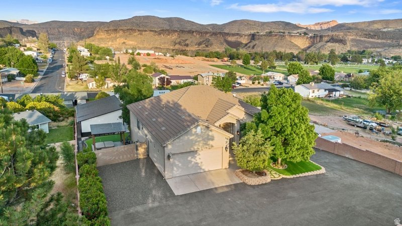 House in Hurricane, Utah, United States 3 - 17838817