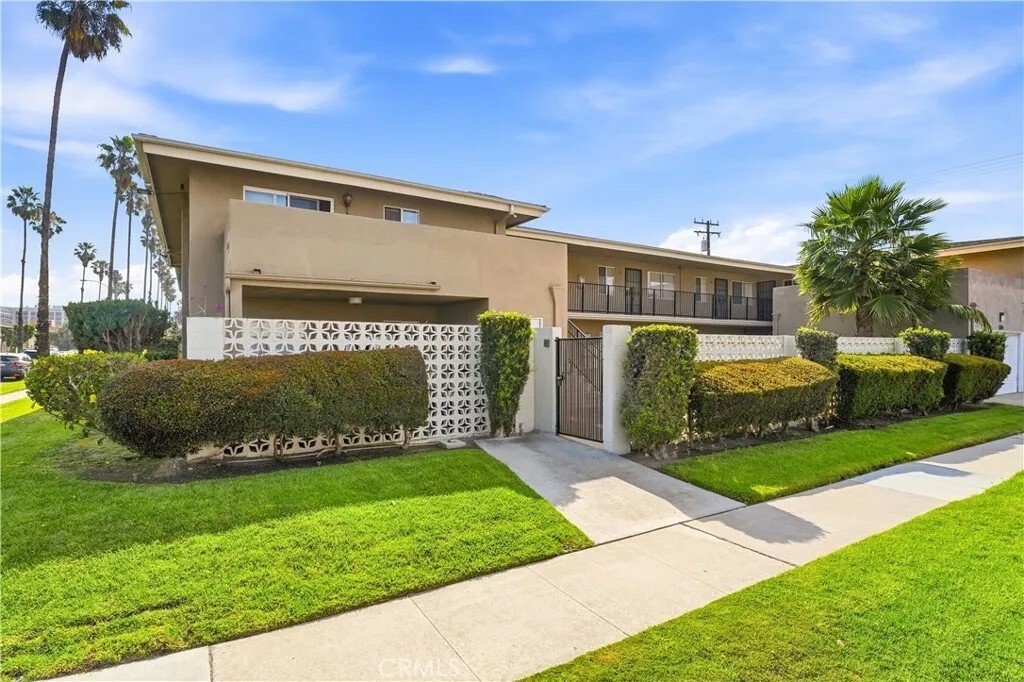 Orange, California, United States 3 - 17839184