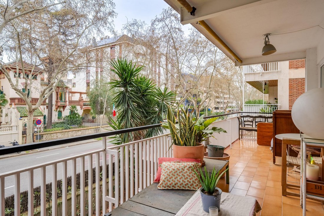 Apartment in Sarrià-Sant Gervasi, Barcelona, Spain 1 - 17839099