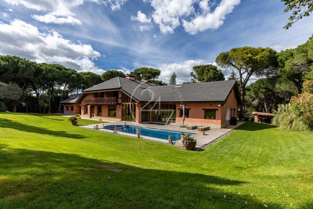 House in Pozuelo de Alarcon, Comunidad de Madrid, Spain 1 - 17838118