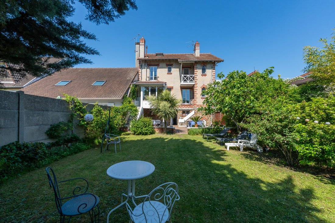 House in Sully-Vauban, Livry-Gargan, France 1 - 17840899
