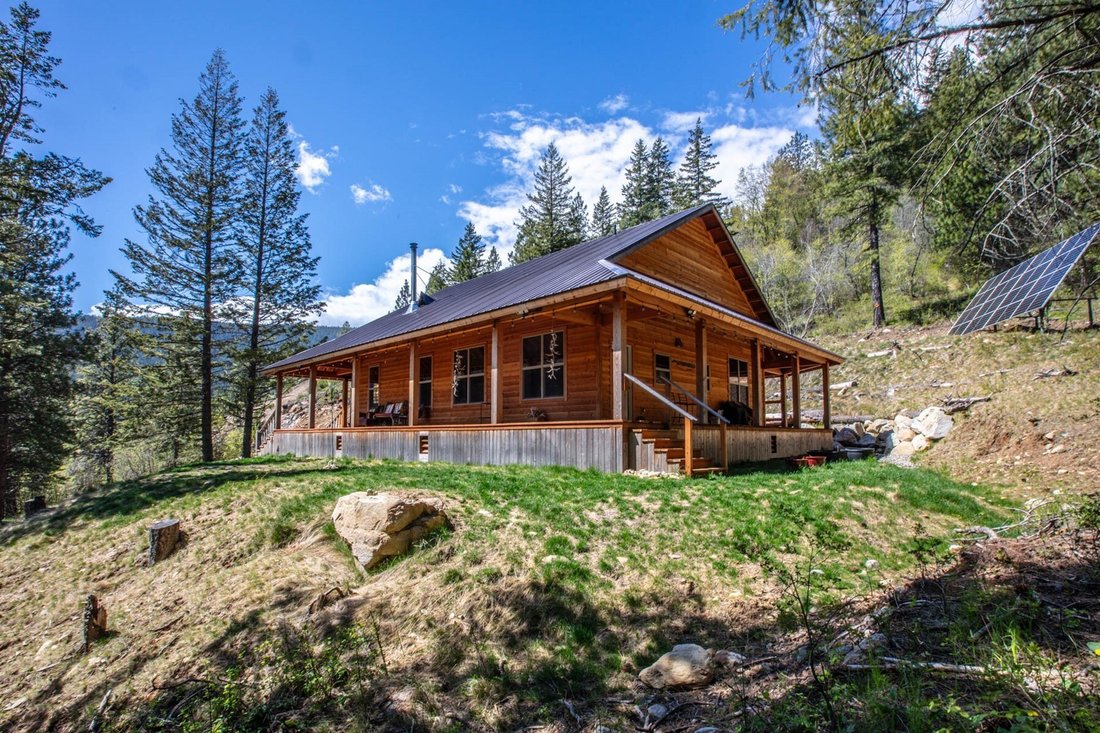 House in Bonners Ferry, Idaho, United States 3 - 17542432