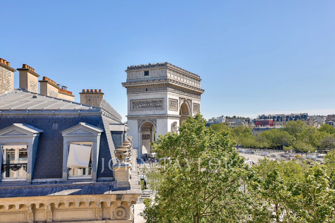 Apartment in Triangle d'Or, Paris 8e Arrondissement, Paris 3 - 17839966