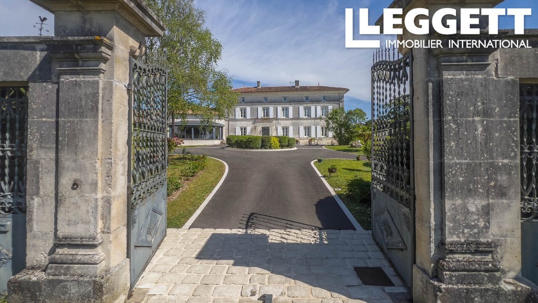 House in Hiersac, Nouvelle-Aquitaine, France 1 - 17839937