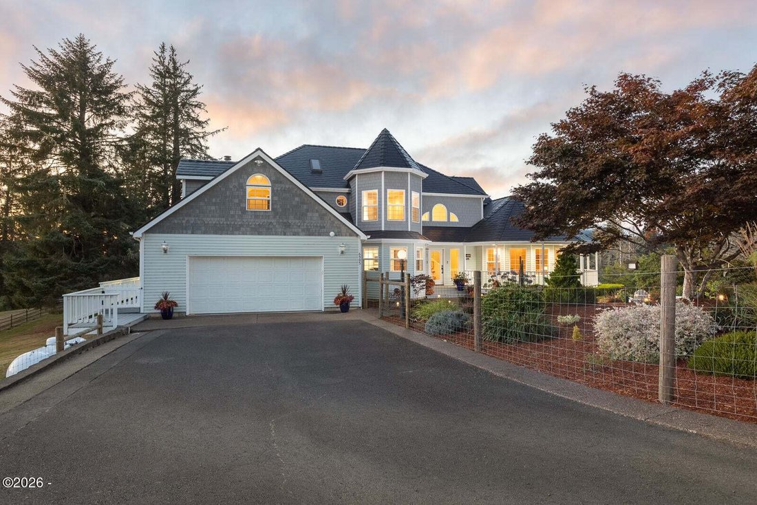 House in Otis, Oregon, United States 1 - 17839841