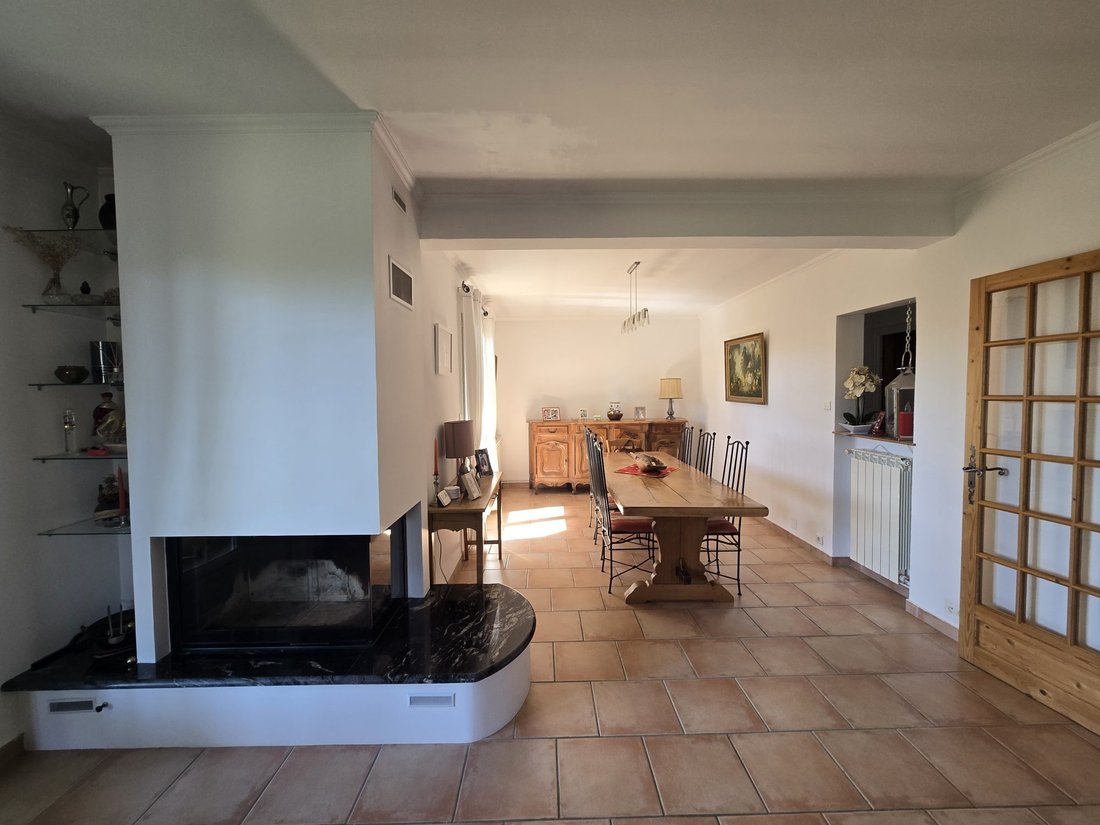 Villa in Ouest, Entraigues-sur-la-Sorgue, France 4 - 17840957