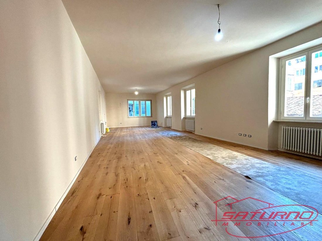 Apartment in Historic Center, Lucca, Tuscany 2 - 17839673
