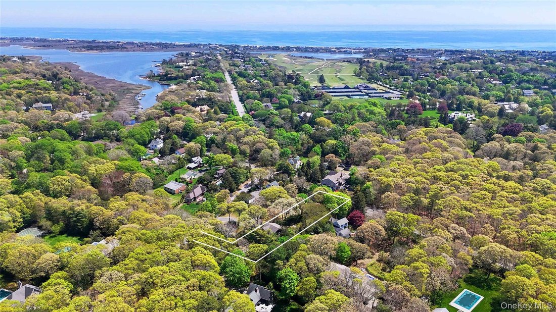 House in Quogue, New York, United States 1 - 17838237