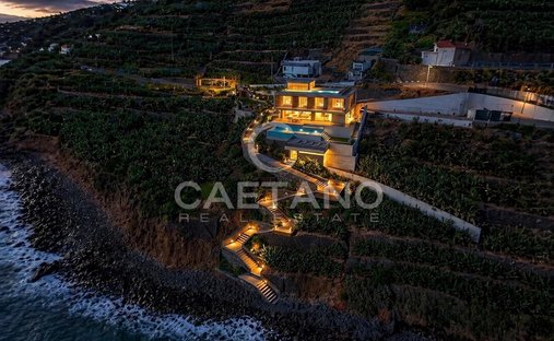 House in Arco da Calheta, Madeira, Portugal 1