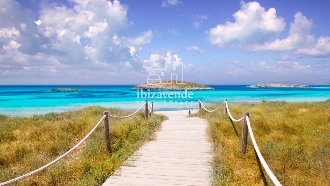 Villa in Formentera, Balearic Islands, Spain 1 - 15388277