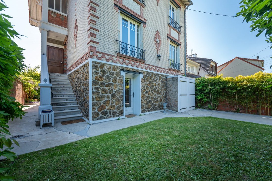 House in Sully-Vauban, Livry-Gargan, France 4 - 17840899