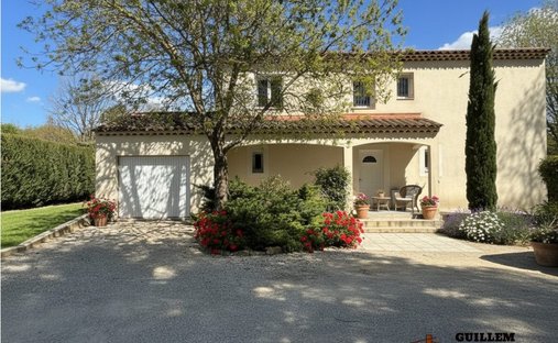 Grans, Provence-Alpes-Côte d'Azur, France 1