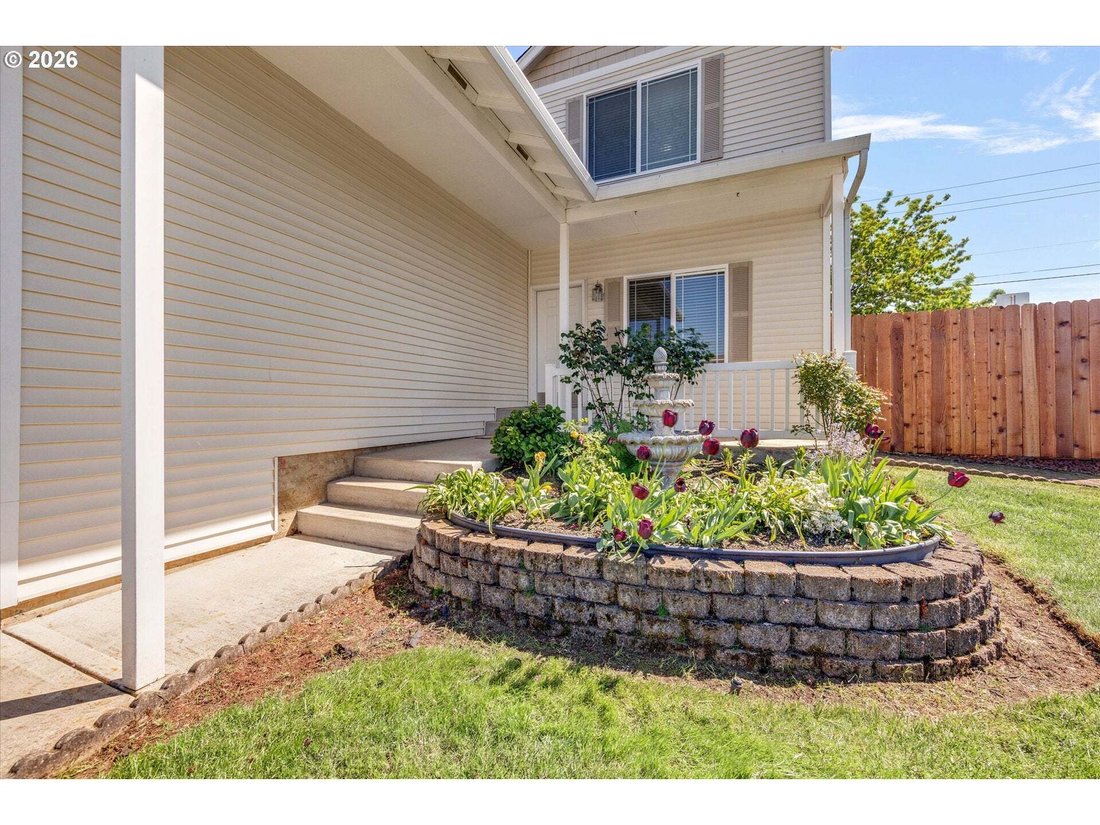 House in Vancouver, Washington, United States 3 - 17838046