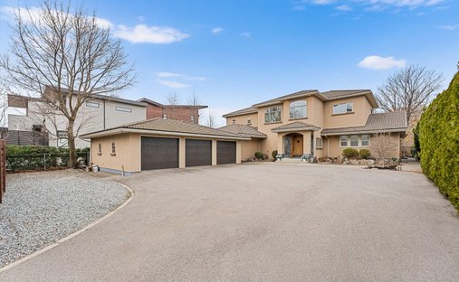 House in Kelowna, British Columbia, Canada 1