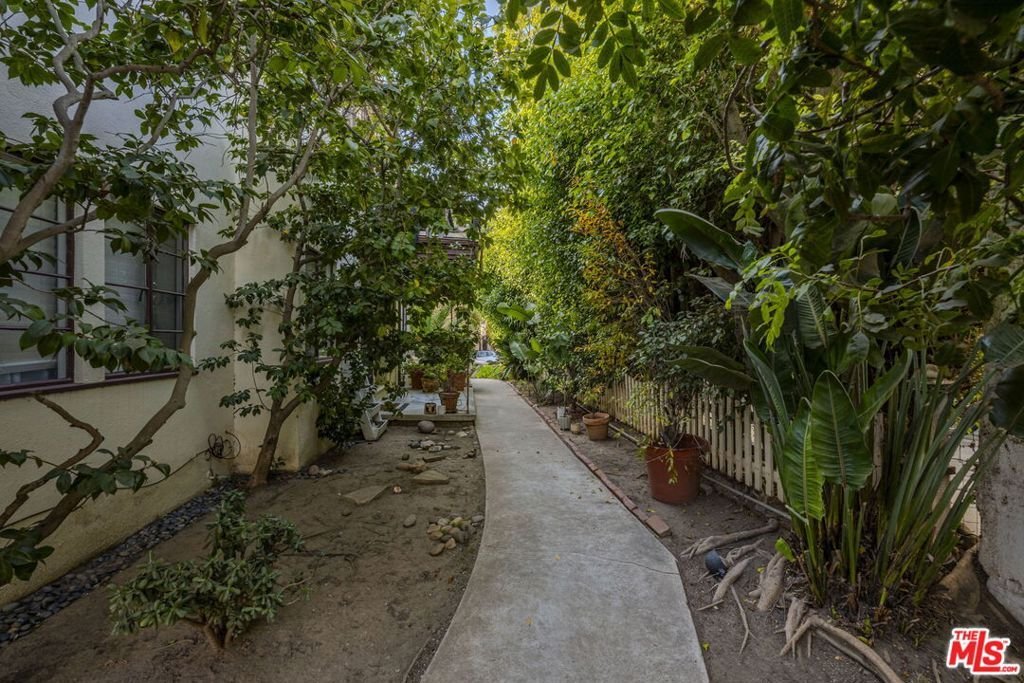 Santa Monica, California, United States 3 - 17838618